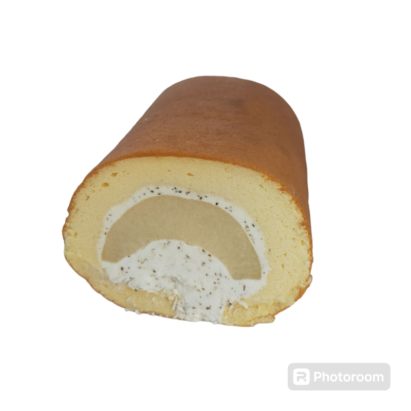 桃と紅茶のロールケーキ